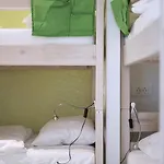 Hostel Windward
