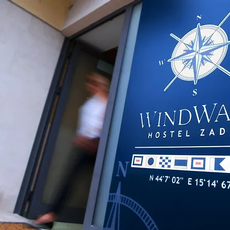 Windward אכסניה