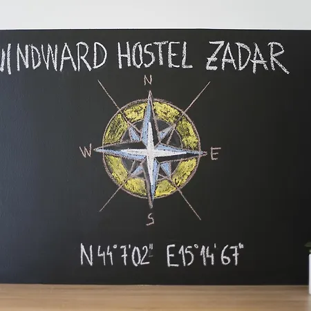 Windward אכסניה