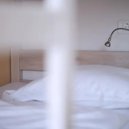 Hostel Windward Ζαντάρ