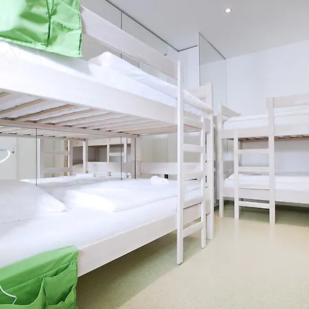 Windward Hostel Ζαντάρ