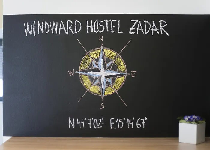 Windward Hostal