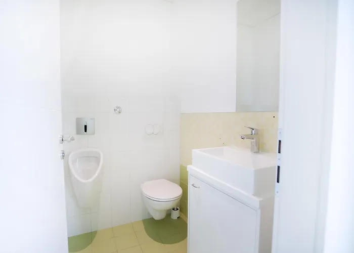 Windward Hostal Zadar